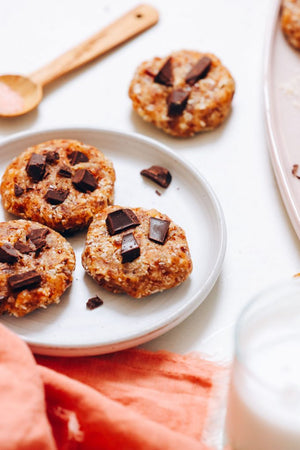 Easy No-Bake Chocolate Chip Cookies